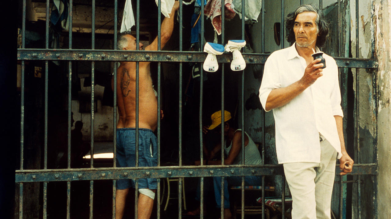 Scene from Los Muertos (2004)