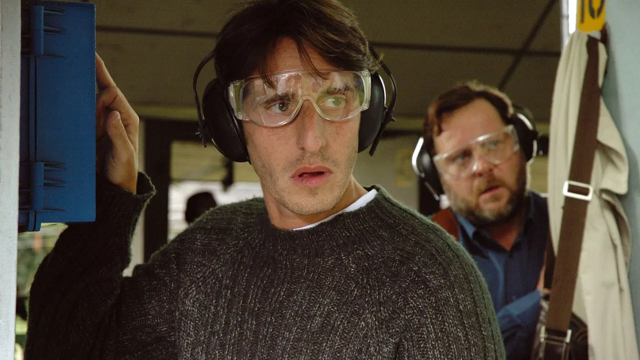 Scene from On Probation (2005)