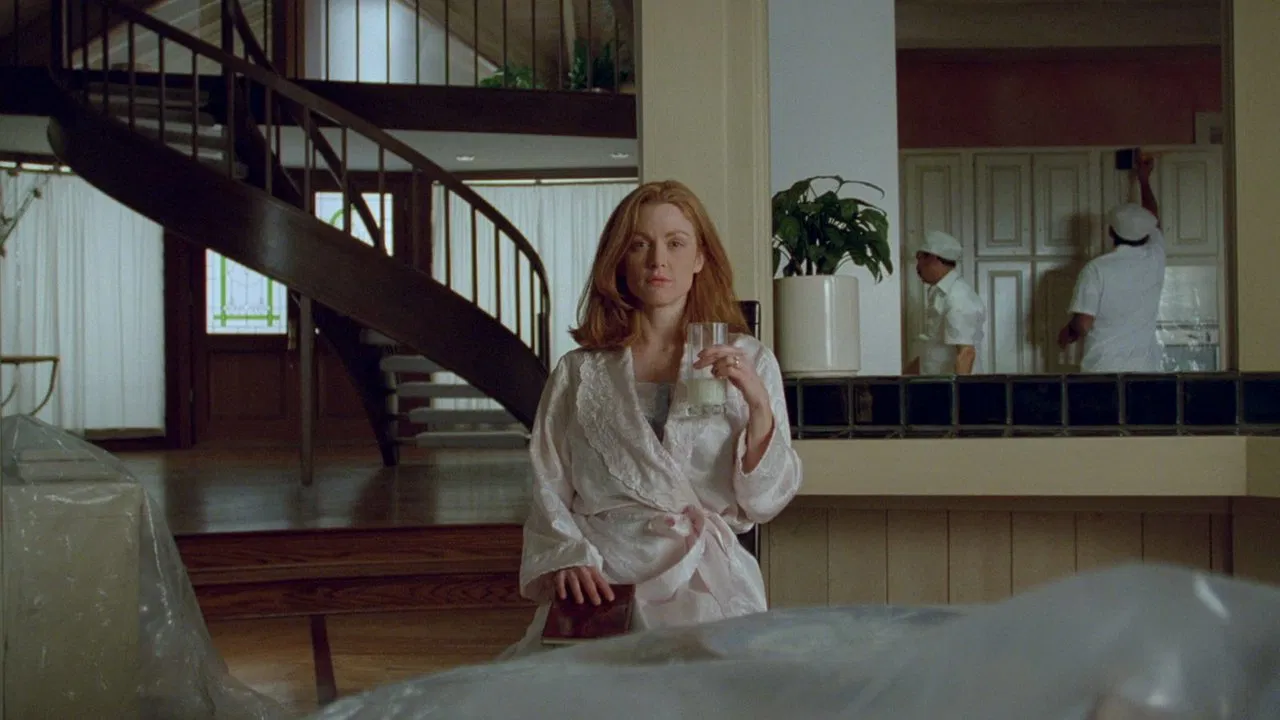 Scene from Safe (1995)