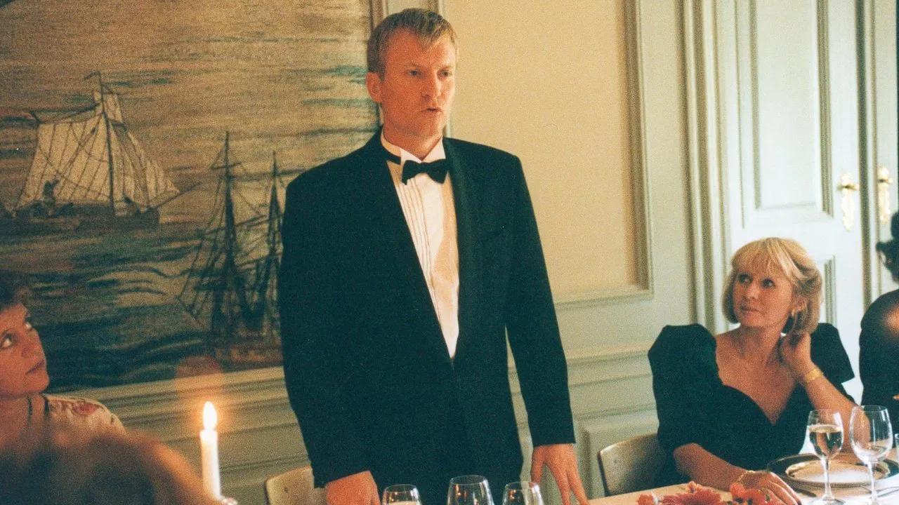 Scene from The Celebration (1998)