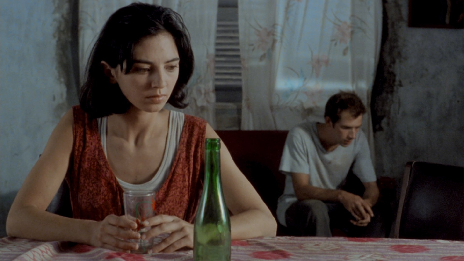 Scene from Casa de Lava (1994)