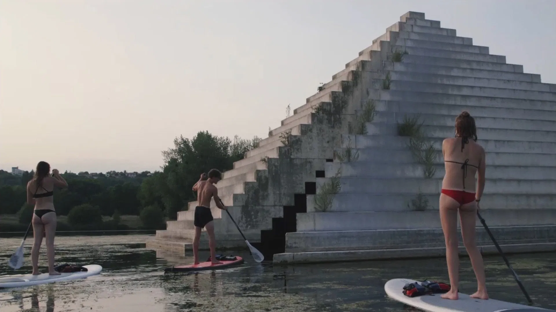 Scene from Treasure Island (2018), illustrating the list on ​El desafío del verano​
