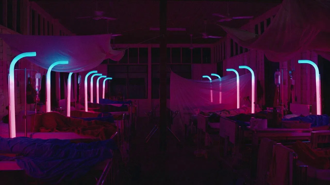 Scene from Cemetery of Splendor (2015)