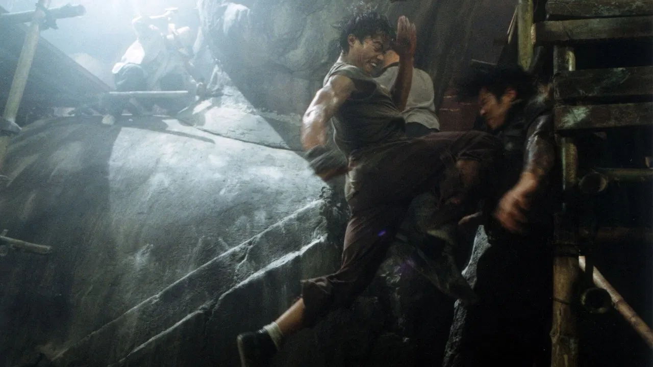 Scene from Ong Bak (2003)
