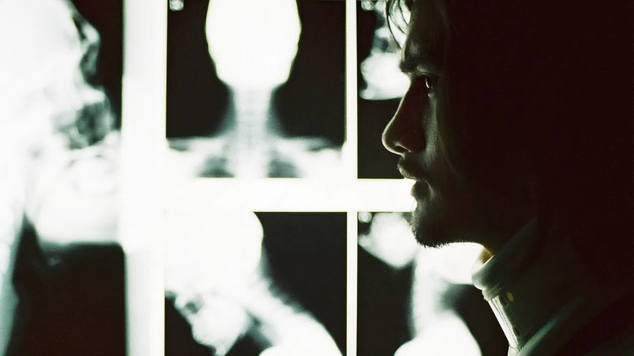 Scene from Shutter (2004)