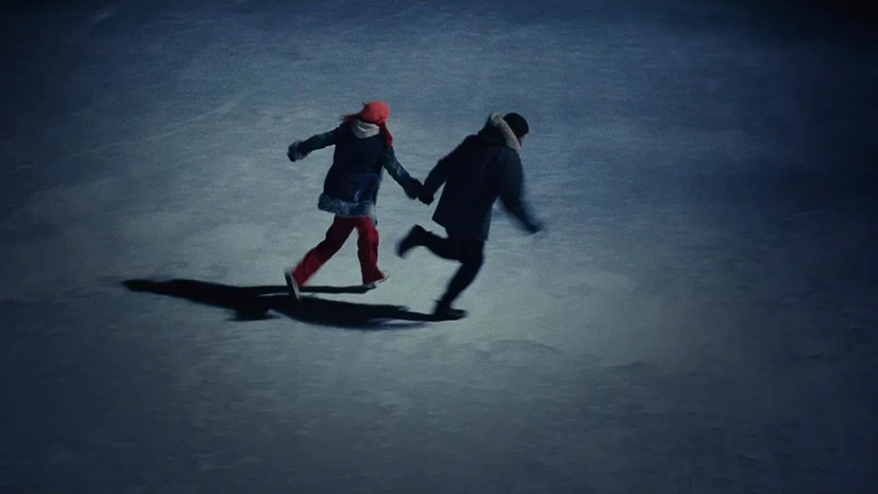 Scene from Eternal Sunshine of the Spotless Mind (2004)